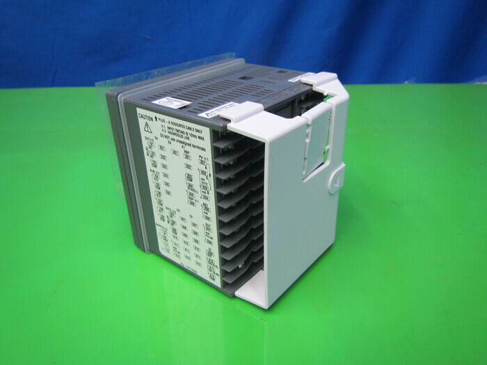 温度調節計(横河電機 UT55A-240-01-00)の詳細情報 | アスカインデックス公式中古装置検索サイト